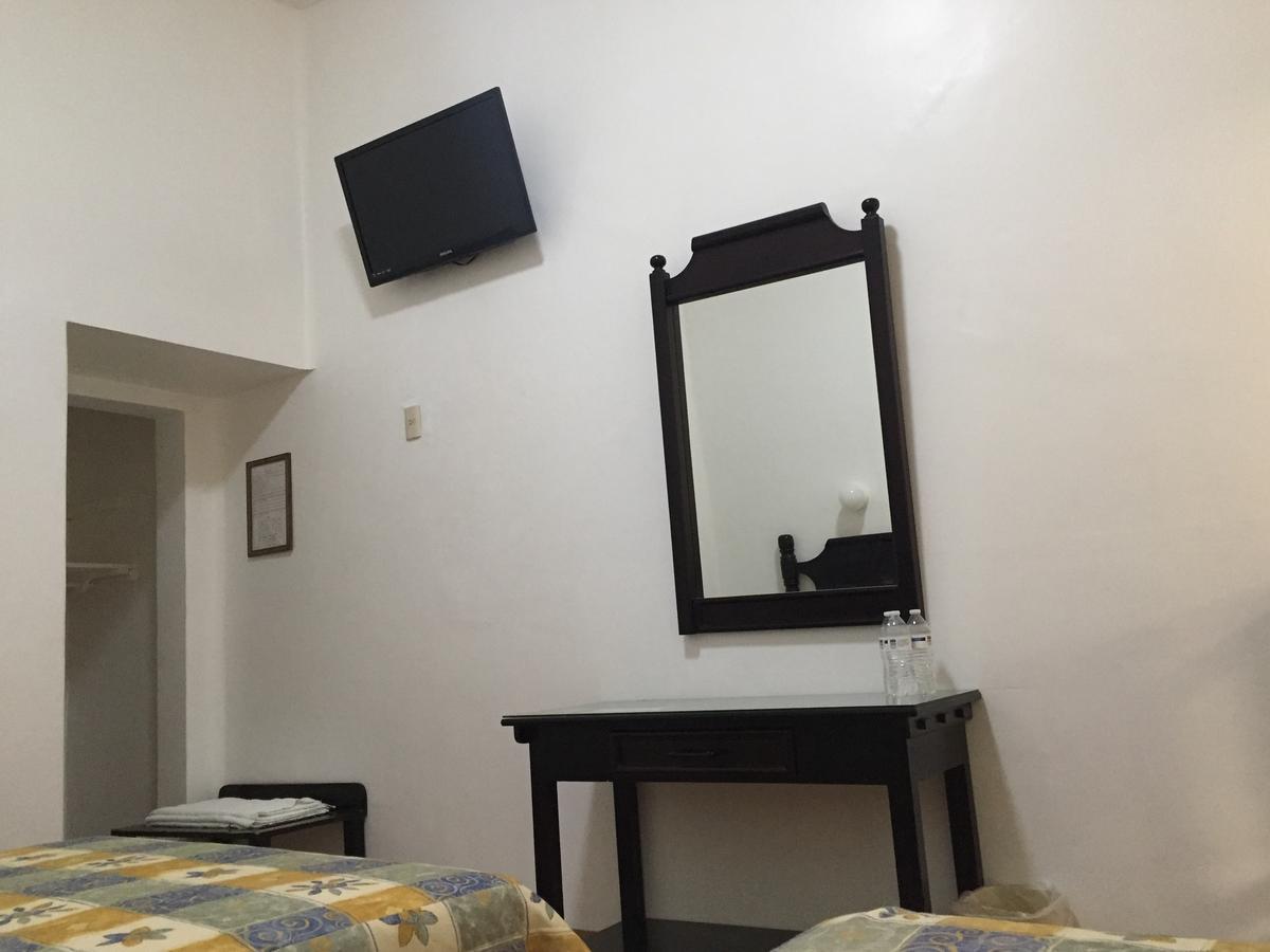 Hotel De Los Banos Pachuca ภายนอก รูปภาพ