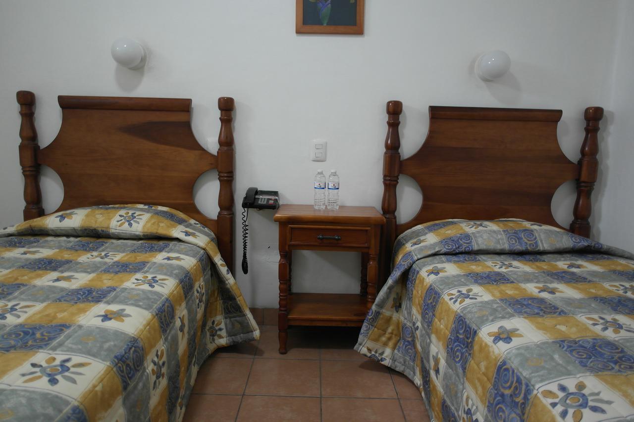 Hotel De Los Banos Pachuca ภายนอก รูปภาพ
