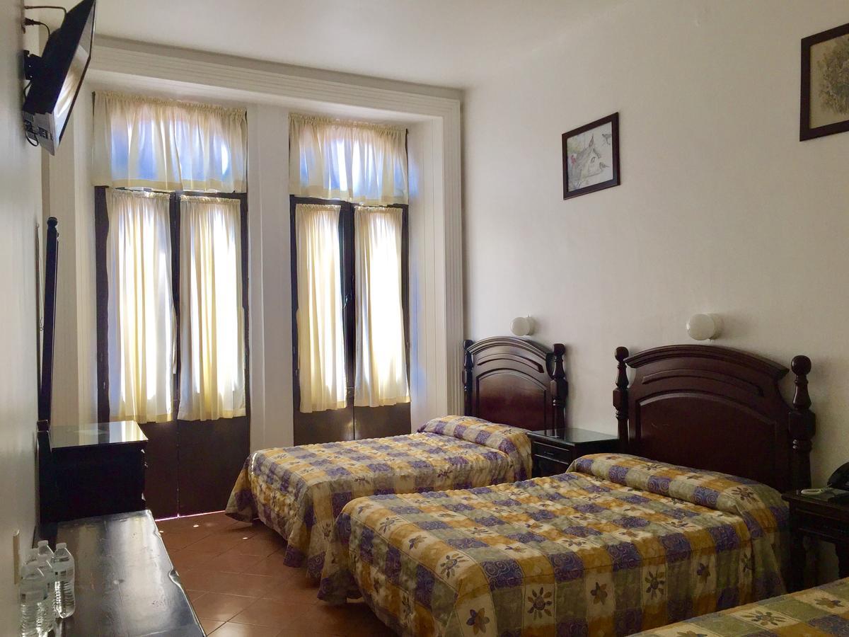 Hotel De Los Banos Pachuca ภายนอก รูปภาพ